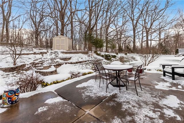 2003 Colony Dr, Hopewell Twp, PA 15001