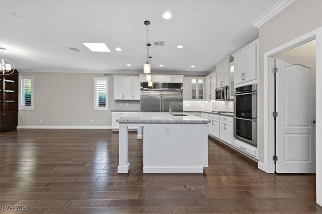 12243 Kings Eagle Street, Las Vegas, NV 89141