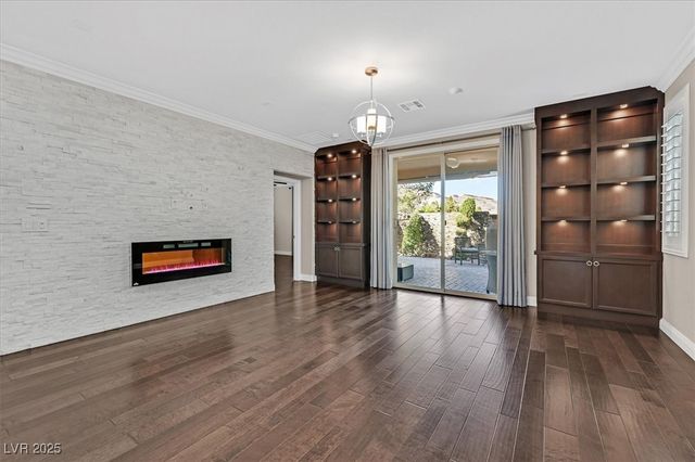 12243 Kings Eagle Street, Las Vegas, NV 89141