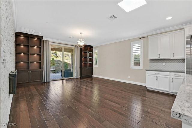 12243 Kings Eagle Street, Las Vegas, NV 89141