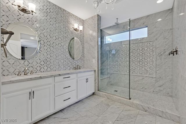 12243 Kings Eagle Street, Las Vegas, NV 89141