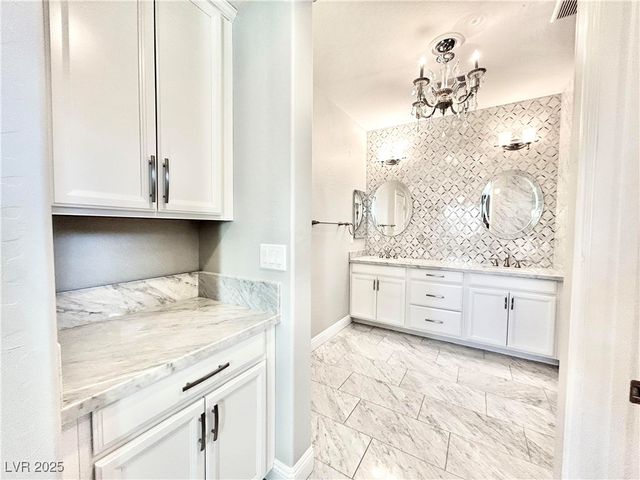 12243 Kings Eagle Street, Las Vegas, NV 89141