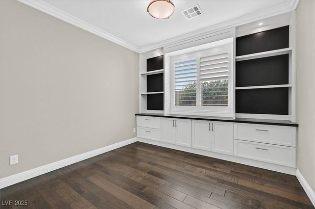 12243 Kings Eagle Street, Las Vegas, NV 89141