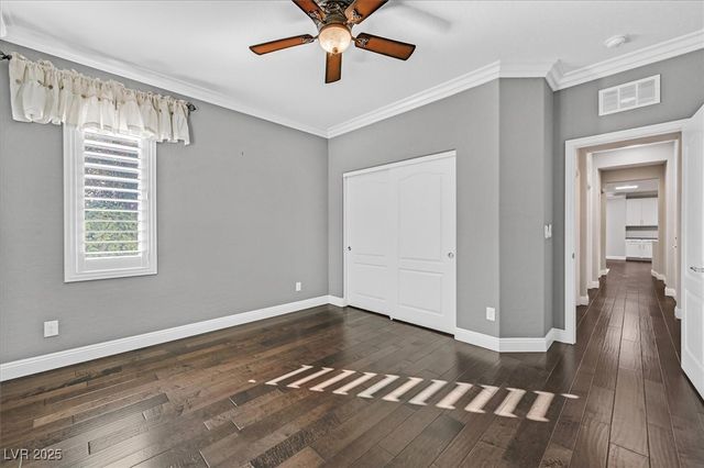 12243 Kings Eagle Street, Las Vegas, NV 89141