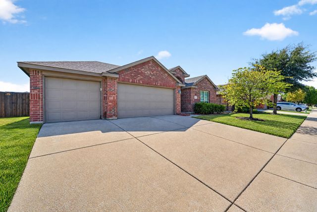 1048 Mercury Drive, Lavon, TX 75166