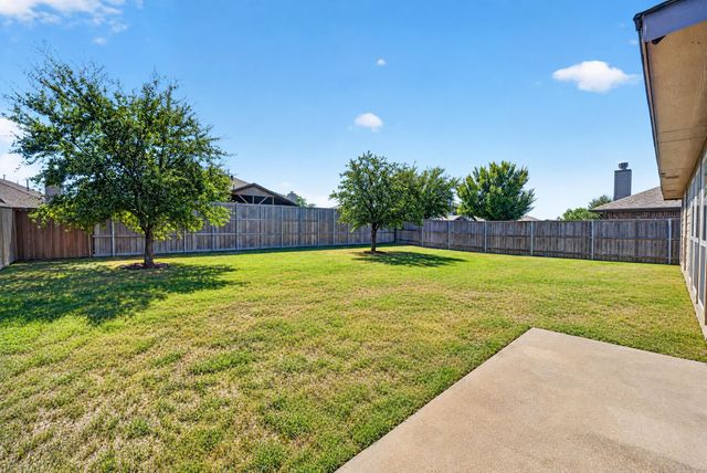 1048 Mercury Drive, Lavon, TX 75166