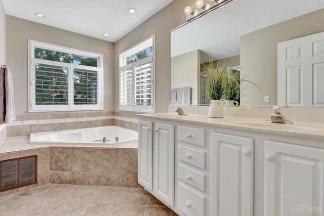 3773 Crooked Tree Drive, Mason, OH 45040