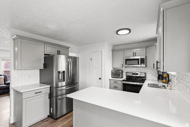 3585 W SILVERGLEN CIR, Taylorsville, UT 84129
