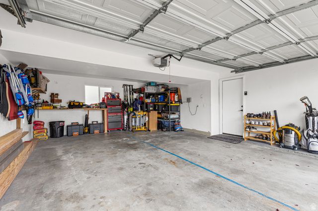 3585 W SILVERGLEN CIR, Taylorsville, UT 84129