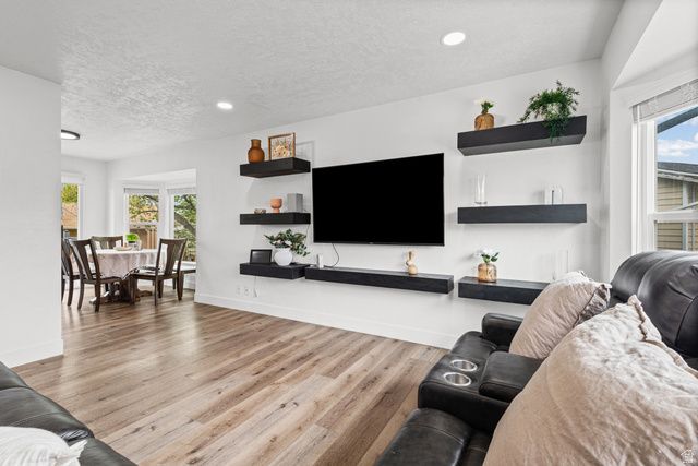 3585 W SILVERGLEN CIR, Taylorsville, UT 84129