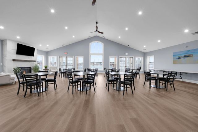 2775 Naples Court, Lapeer, MI 48446