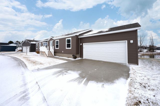 2775 Naples Court, Lapeer, MI 48446