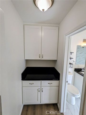 208 Granada 208B, Long Beach, CA 90803