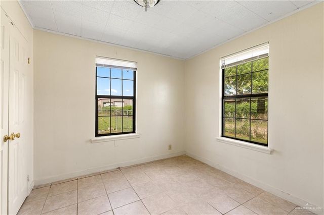 219 E Grimes Street, Harlingen, TX 78550