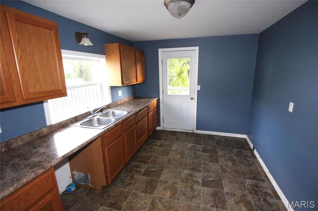 206 W School Street, Bonne Terre, MO 63628
