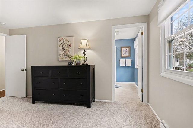 16 Musket Lane, Pittsford, NY 14534