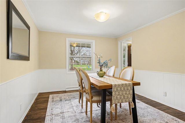16 Musket Lane, Pittsford, NY 14534