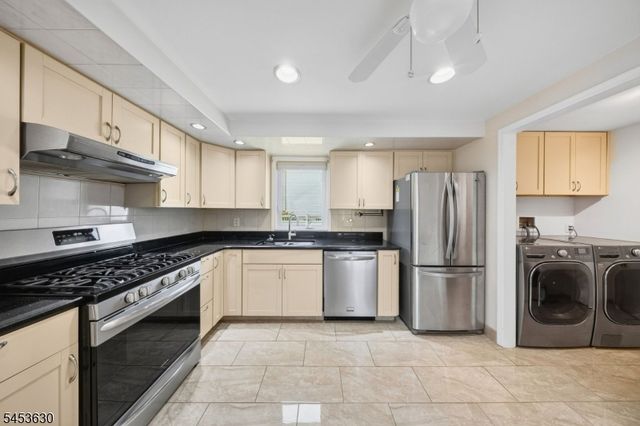 940 E Lincoln Ave, Piscataway Twp., NJ 08854