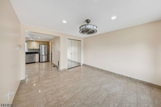 940 E Lincoln Ave, Piscataway Twp., NJ 08854