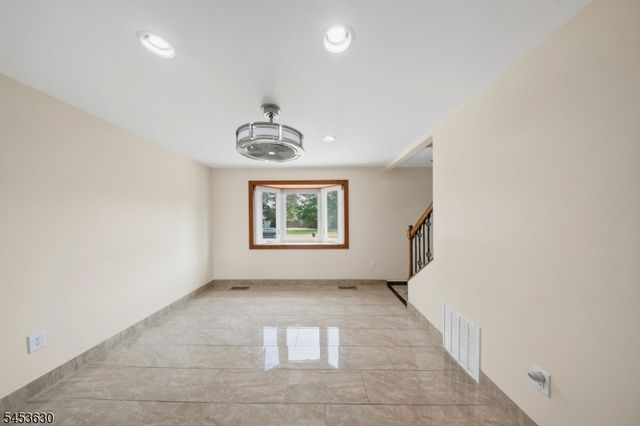 940 E Lincoln Ave, Piscataway Twp., NJ 08854