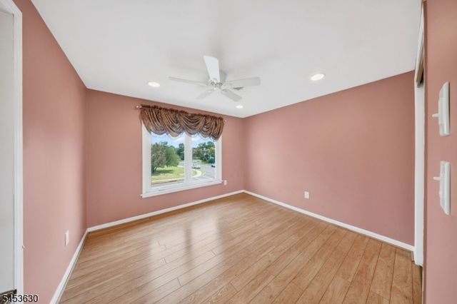 940 E Lincoln Ave, Piscataway Twp., NJ 08854