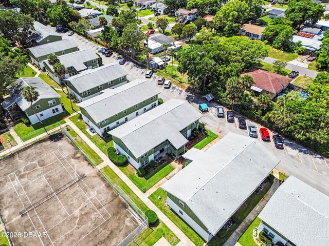840 Center Ave Apt 88, Holly Hill, FL 32117