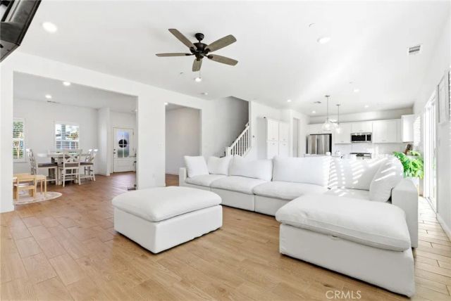 2459 W Hampton, Hanford, CA 93230