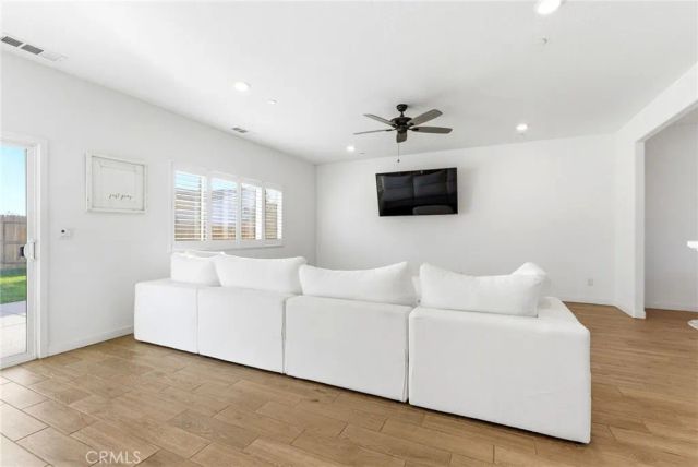 2459 W Hampton, Hanford, CA 93230