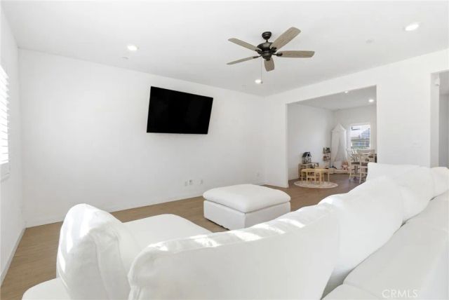 2459 W Hampton, Hanford, CA 93230