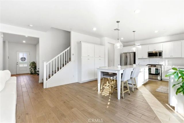 2459 W Hampton, Hanford, CA 93230