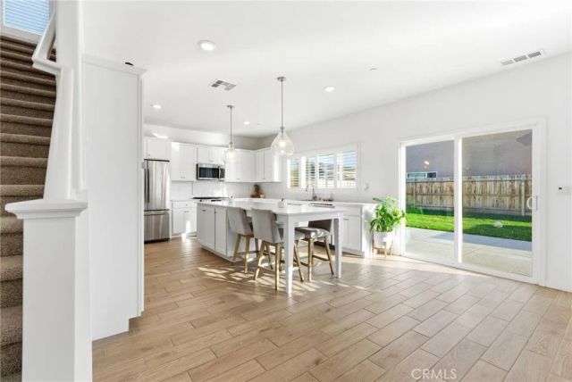 2459 W Hampton, Hanford, CA 93230