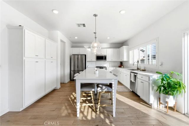 2459 W Hampton, Hanford, CA 93230