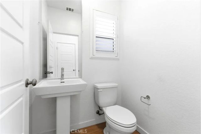 2459 W Hampton, Hanford, CA 93230