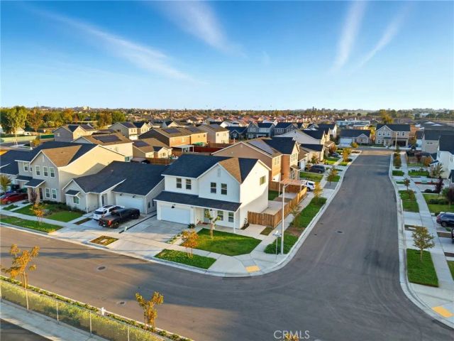 2459 W Hampton, Hanford, CA 93230