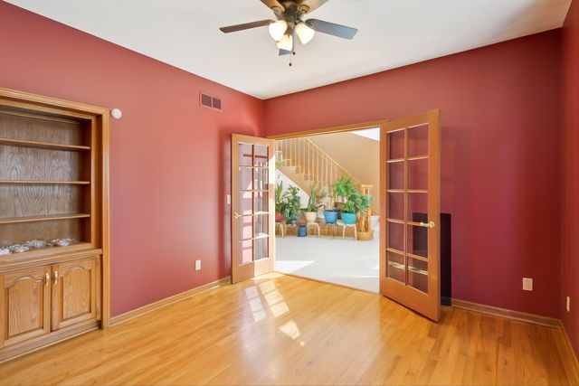 40448 Emerald W, Clinton Charter Twp, MI 48038