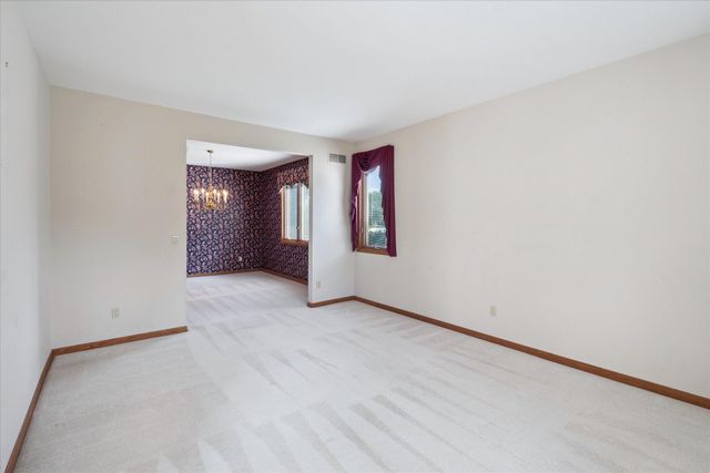 40448 Emerald W, Clinton Charter Twp, MI 48038