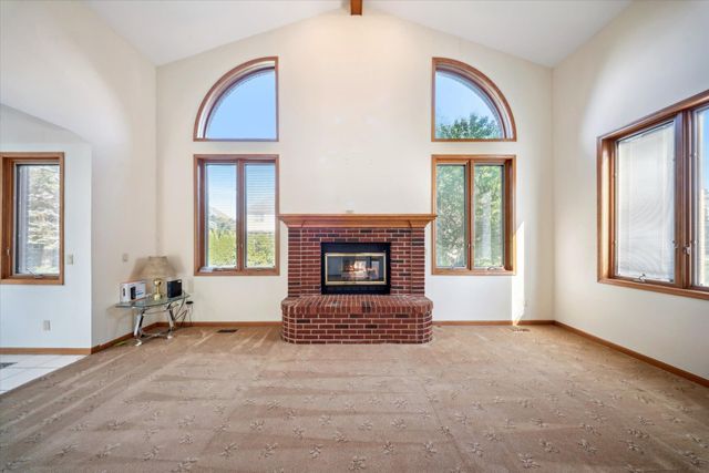 40448 Emerald W, Clinton Charter Twp, MI 48038