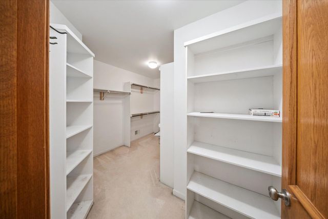 40448 Emerald W, Clinton Charter Twp, MI 48038