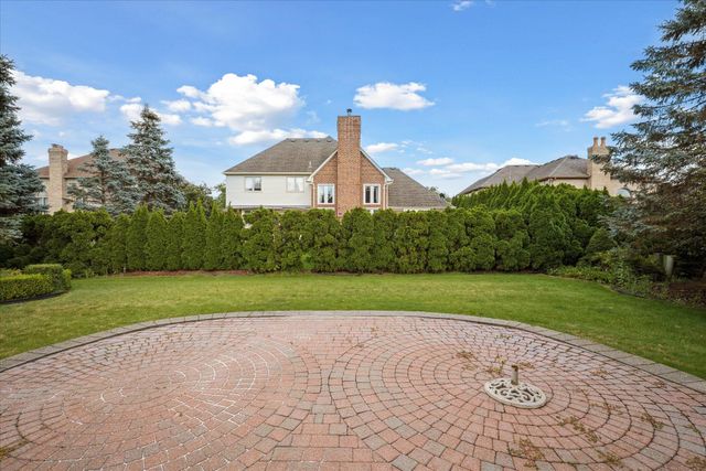 40448 Emerald W, Clinton Charter Twp, MI 48038