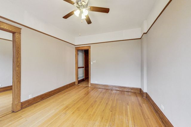 1312 W Nelson Street 3, Chicago, IL 60657