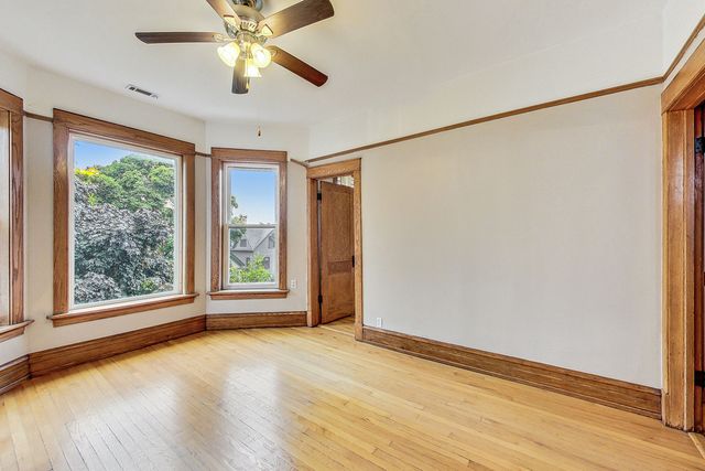 1312 W Nelson Street 3, Chicago, IL 60657