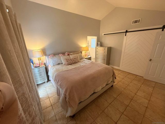 2327 Lake Forest, Escondido, CA 92026
