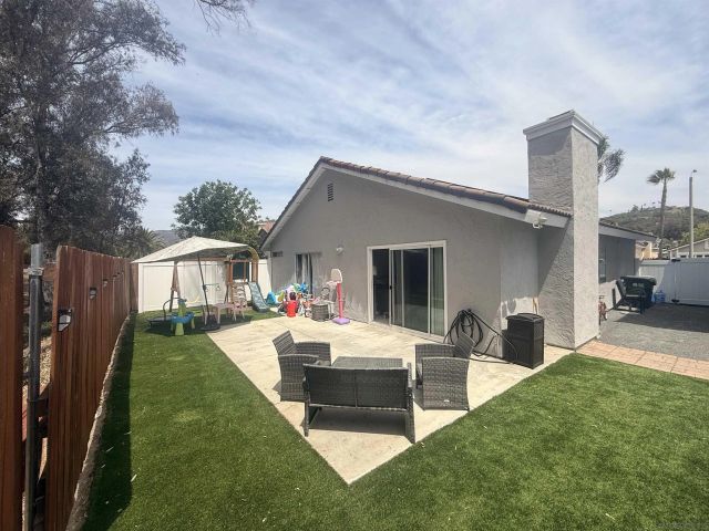 2327 Lake Forest, Escondido, CA 92026