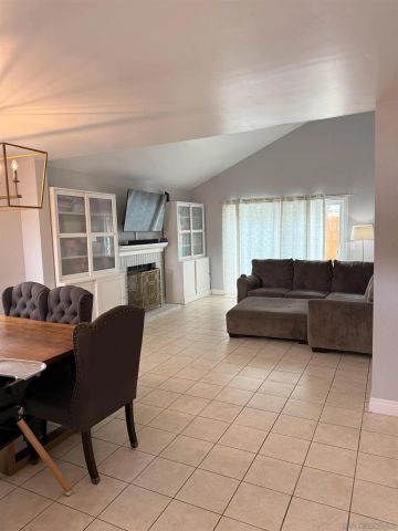 2327 Lake Forest, Escondido, CA 92026