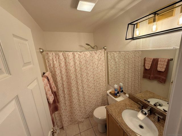 2327 Lake Forest, Escondido, CA 92026