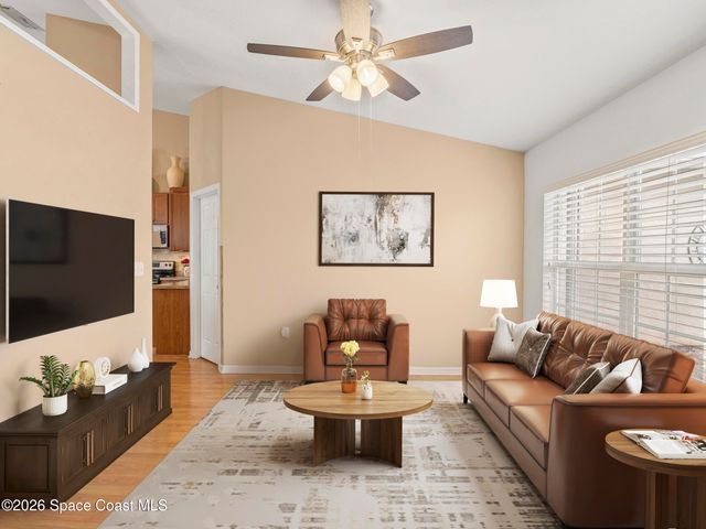 581 Ganley Street SW, Palm Bay, FL 32908