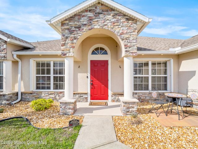 581 Ganley Street SW, Palm Bay, FL 32908