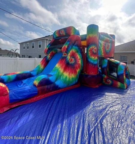 581 Ganley Street SW, Palm Bay, FL 32908