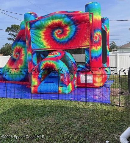 581 Ganley Street SW, Palm Bay, FL 32908