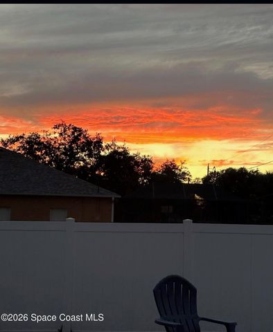 581 Ganley Street SW, Palm Bay, FL 32908